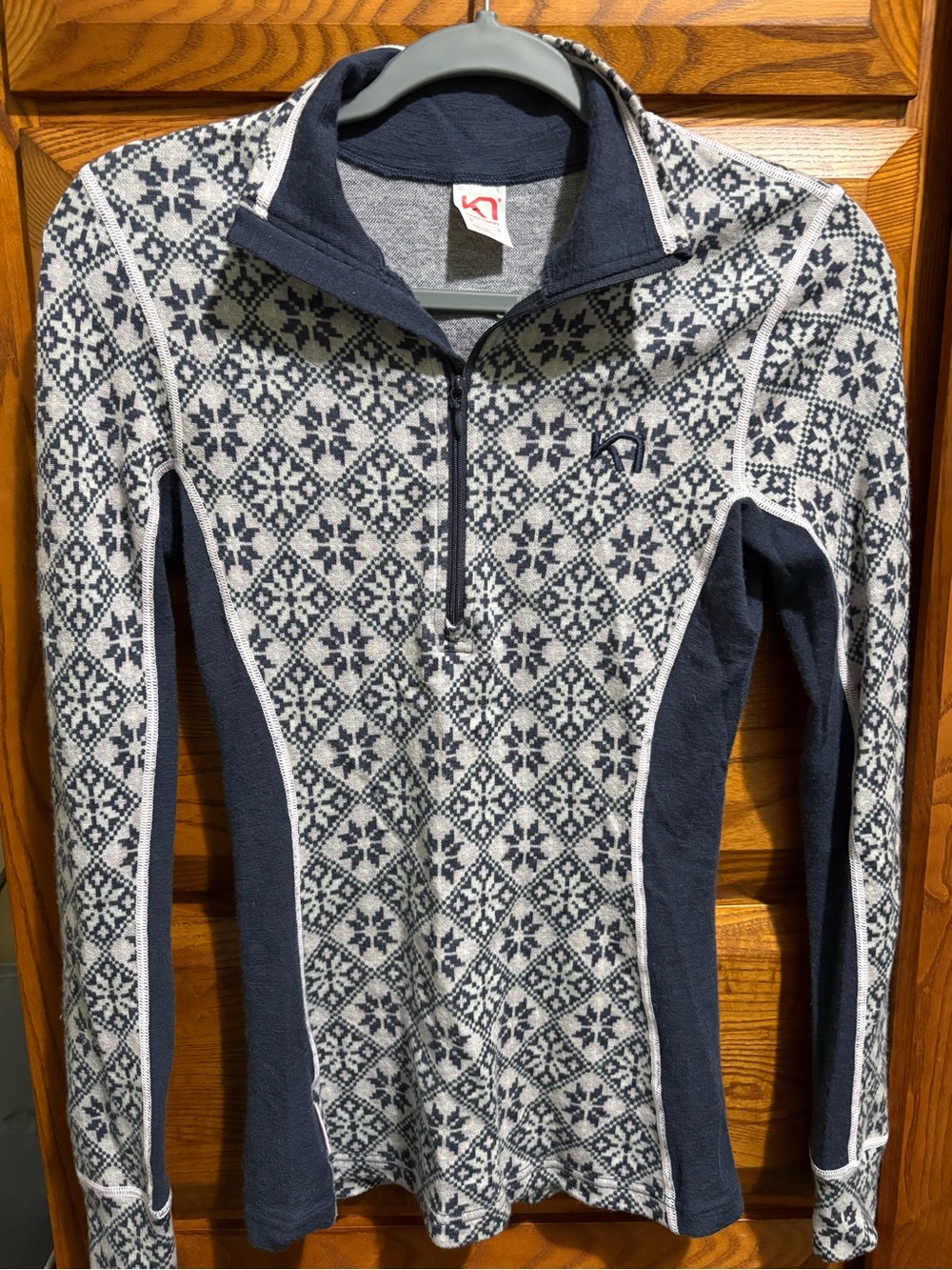 Kari Traa Navy & Cream Nordic Quarter-Zip Fleece Pullover